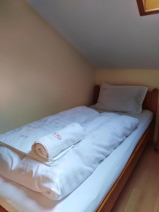 Julia Panzio Bed & Breakfast Hajdúszoboszló Dış mekan fotoğraf